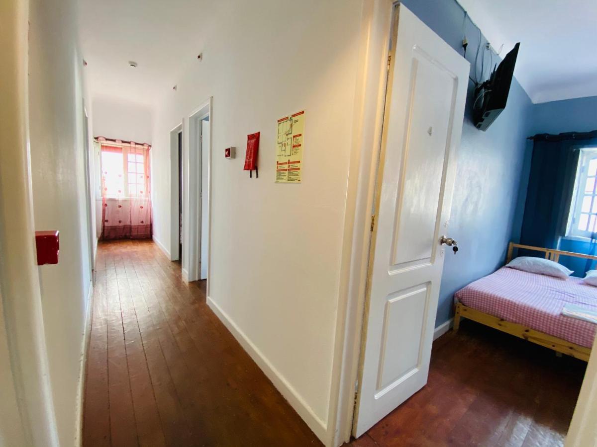 Fernando Guest House Авейру Екстер'єр фото